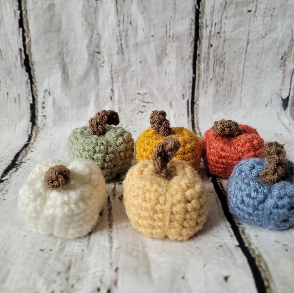 Crochet Mini Pumpkin Decor Set
